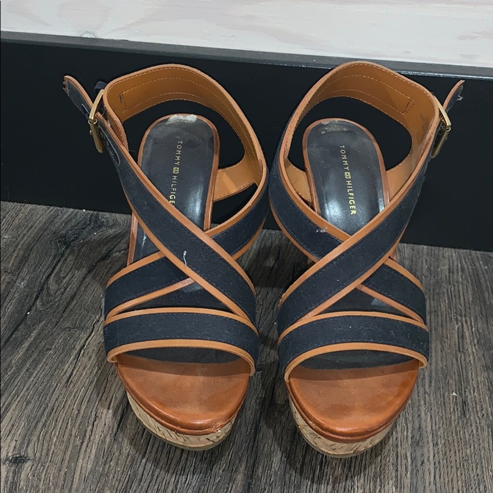 Brown and blue wedges